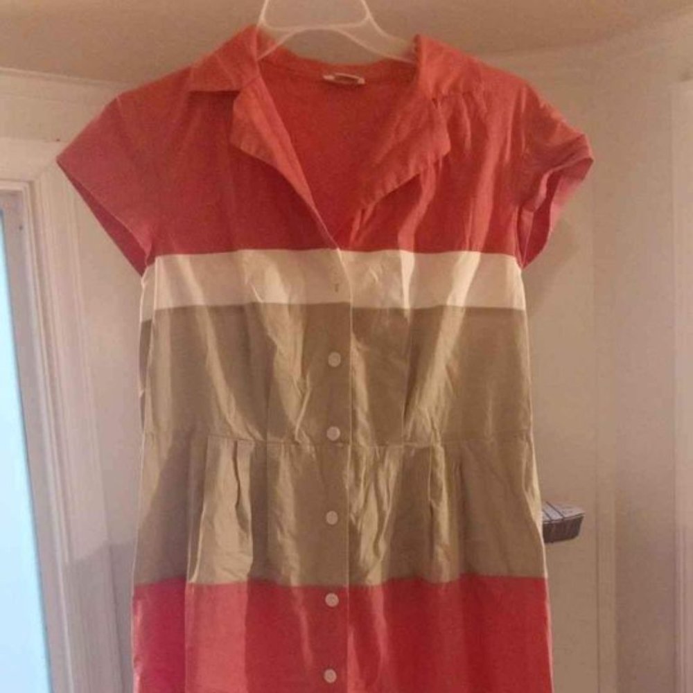 Liz Claiborne woman size 14 Pink, white, tan striped button down collared dress